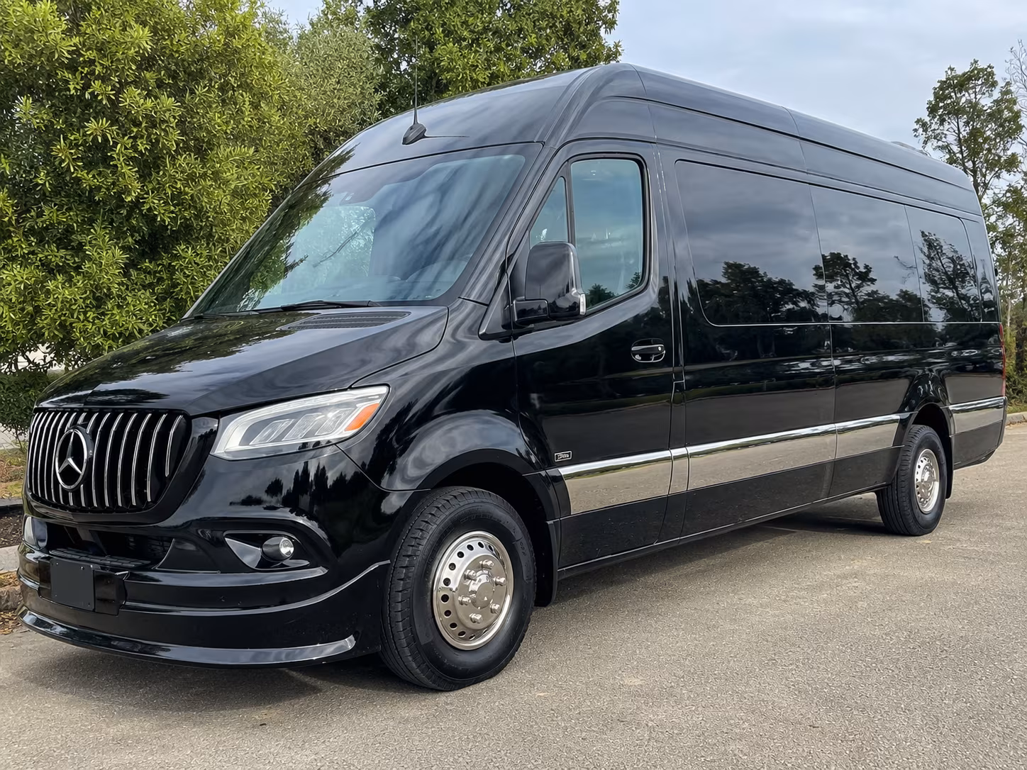 find the perfect transportation for your next prom 1